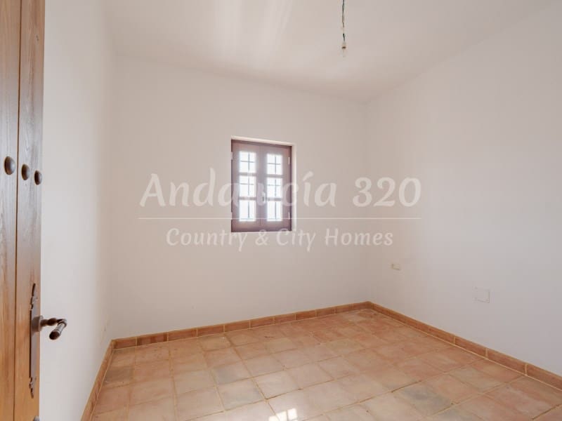 6 bedroom Finca/Country House for sale in Antequera with pool - € 1,180,000 (Ref: 9826602)
