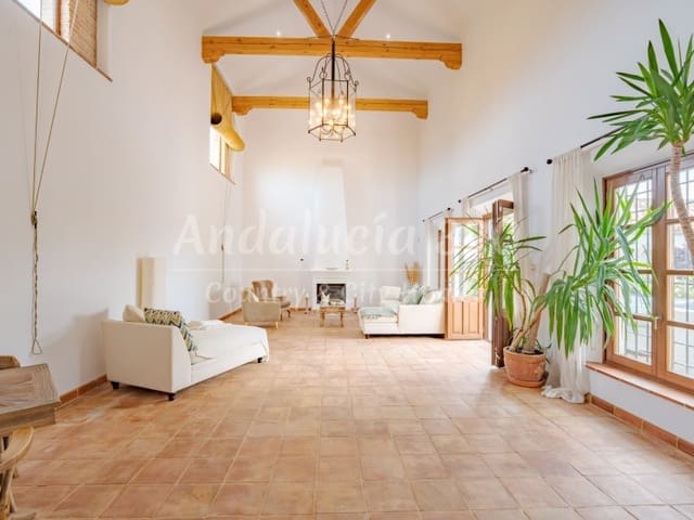 6 quarto Quinta/Casa Rural para venda em Antequera com piscina - 1 180 000 € (Ref: 9826602)