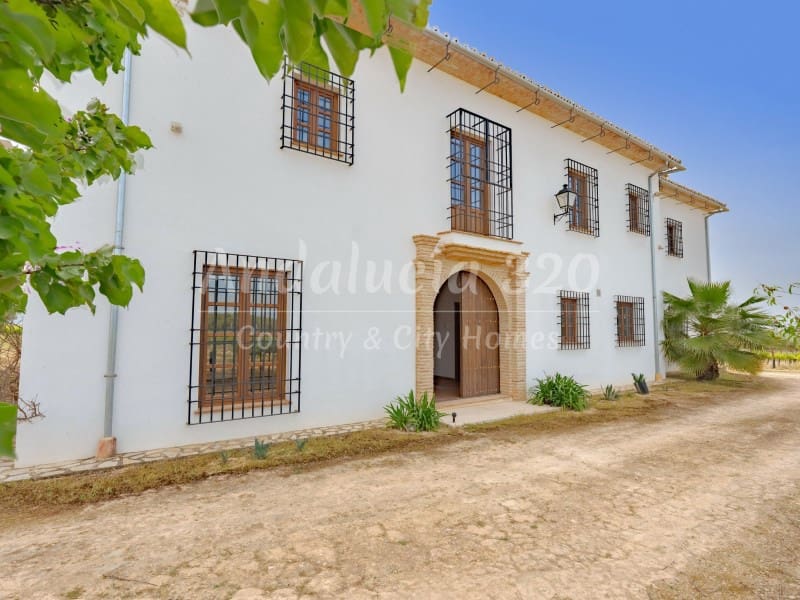 6 bedroom Finca/Country House for sale in Antequera with pool - € 1,180,000 (Ref: 9826602)