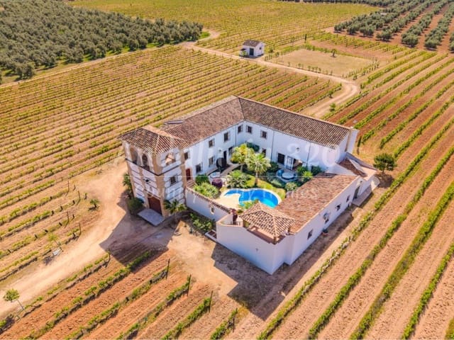 6 quarto Quinta/Casa Rural para venda em Antequera com piscina - 1 180 000 € (Ref: 9826602)
