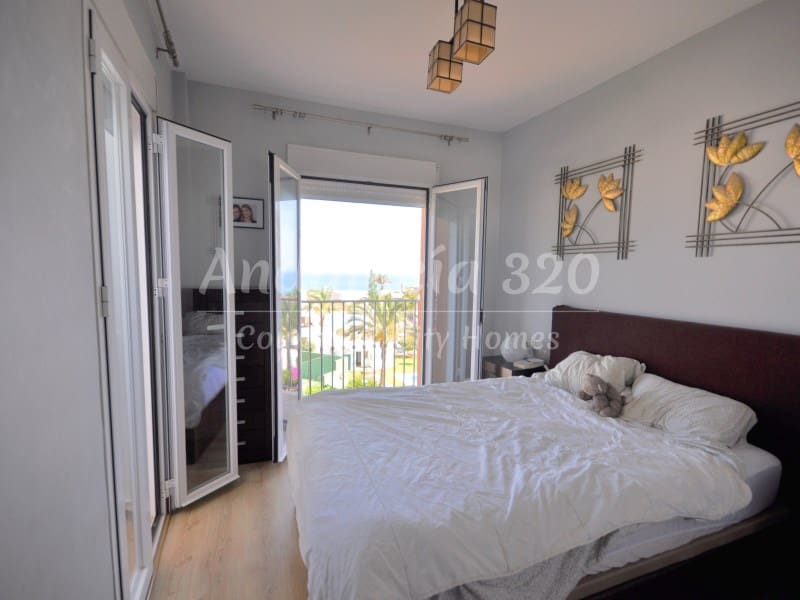 4 camera da letto Villa da affittare in Rincon de la Victoria con piscina garage - 1.850 € (Rif: 9912809)