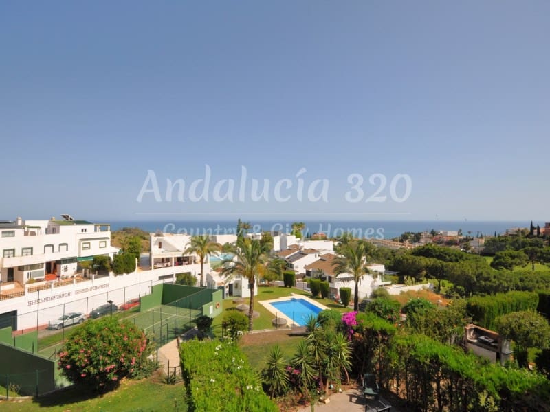 4 camera da letto Villa da affittare in Rincon de la Victoria con piscina garage - 1.850 € (Rif: 9912809)