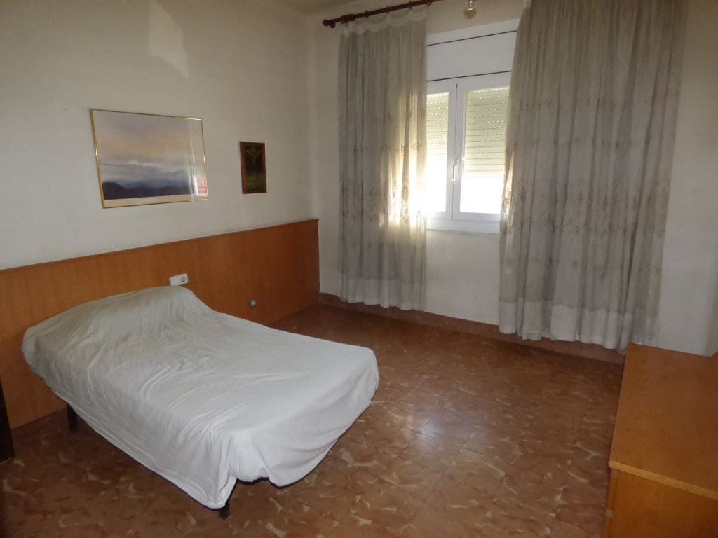 Kommersiell til salgs i Santpedor - € 900 000 (Ref: 9552700)