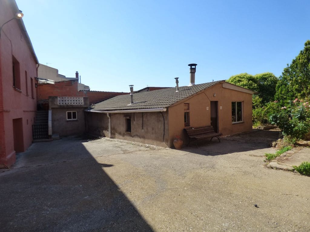 Kommersiell til salgs i Santpedor - € 900 000 (Ref: 9552700)