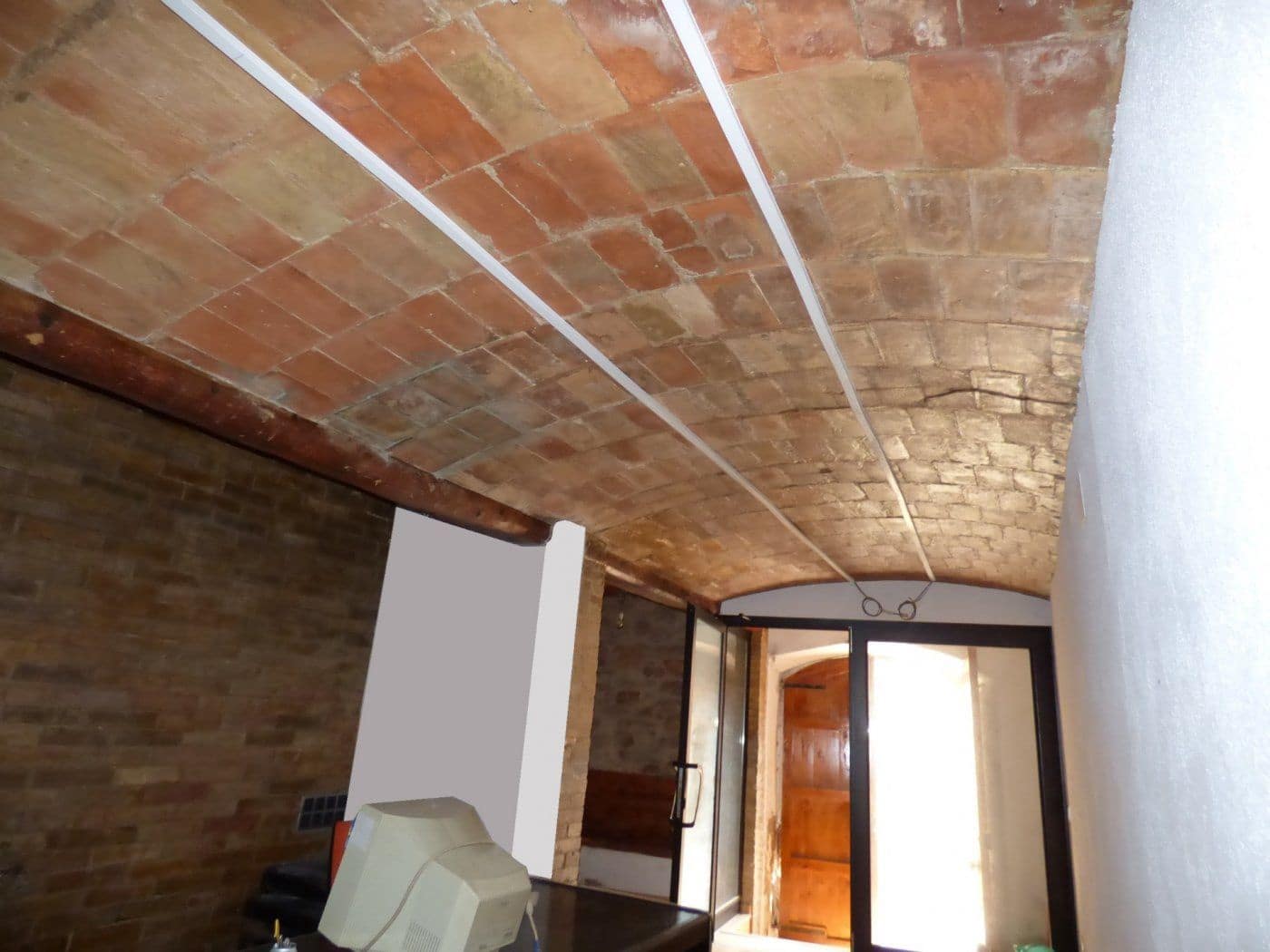 Gewerbe zu vermieten in Suria - 250 € (Ref: 9552701)