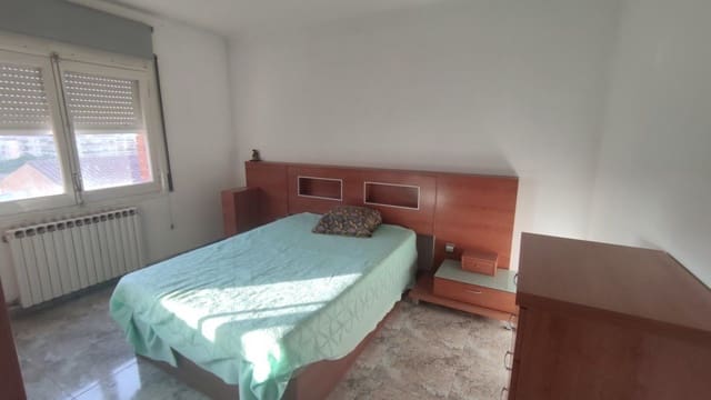 4 slaapkamer Flat te koop in Manresa met garage - € 136.000 (Ref: 9552703)