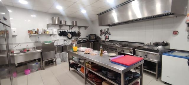 Komercyjne na sprzedaż w Manresa - 230 000 € (Ref: 9552704)