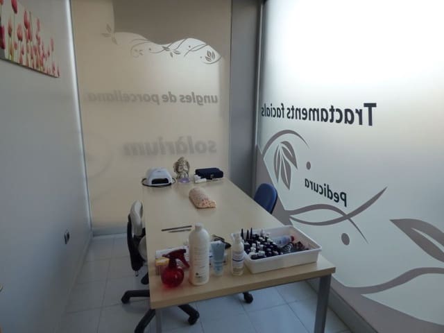 Kommersiell til salgs i Manresa - € 105 000 (Ref: 9552705)