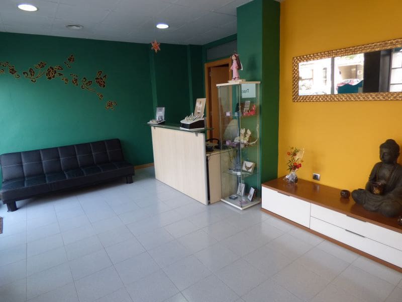 Erhverv til leje i Manresa - € 550 (Ref: 9552713)