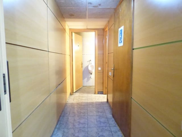 Comercial para venda em Manresa - 159 000 € (Ref: 9552715)