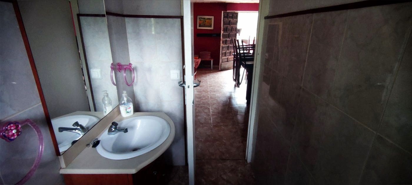 3 chambre Finca/Maison de Campagne à vendre à Sant Mateu de Bages avec piscine garage - 117 000 € (Ref: 9552716)