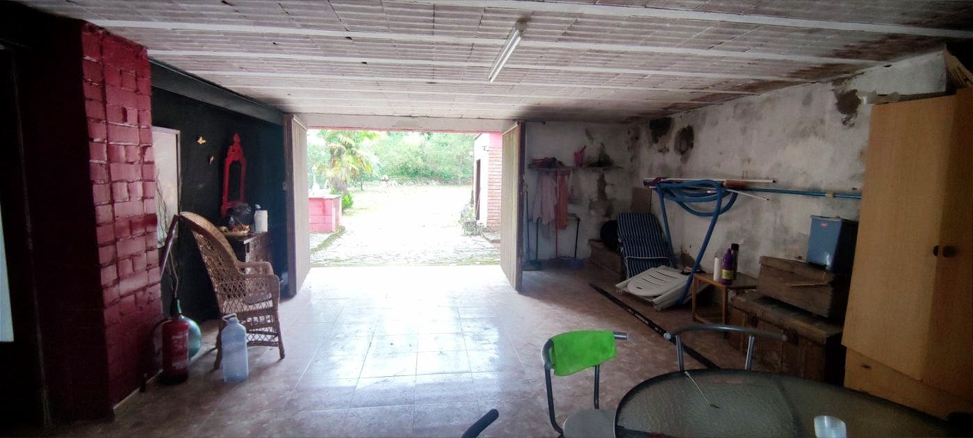 3 chambre Finca/Maison de Campagne à vendre à Sant Mateu de Bages avec piscine garage - 117 000 € (Ref: 9552716)