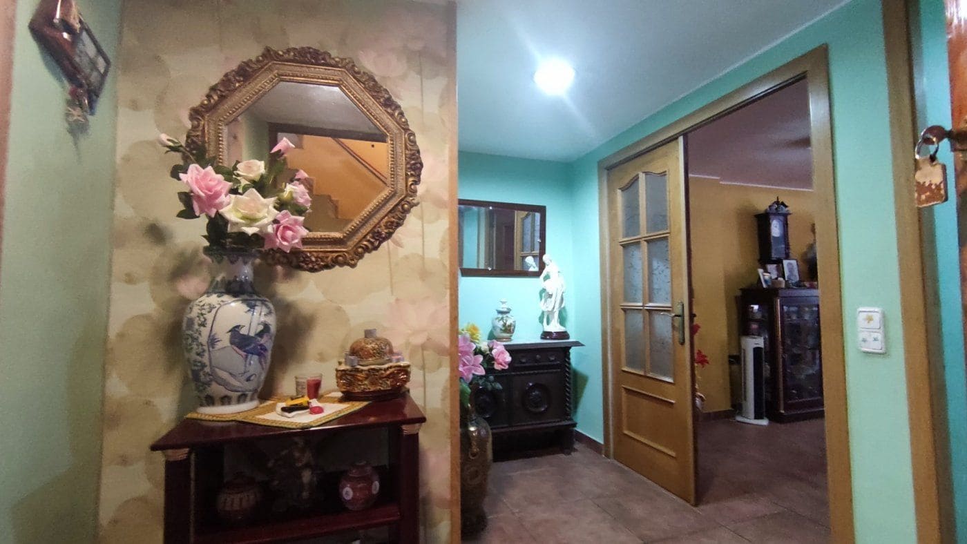 4 soverom Hus til salgs i Manresa med garasje - € 260 000 (Ref: 9552717)