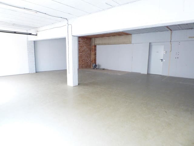 Villa til salg i Manresa - € 170.000 (Ref: 9552718)