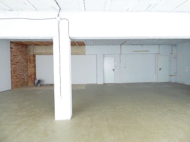 Villa til salg i Manresa - € 170.000 (Ref: 9552718)