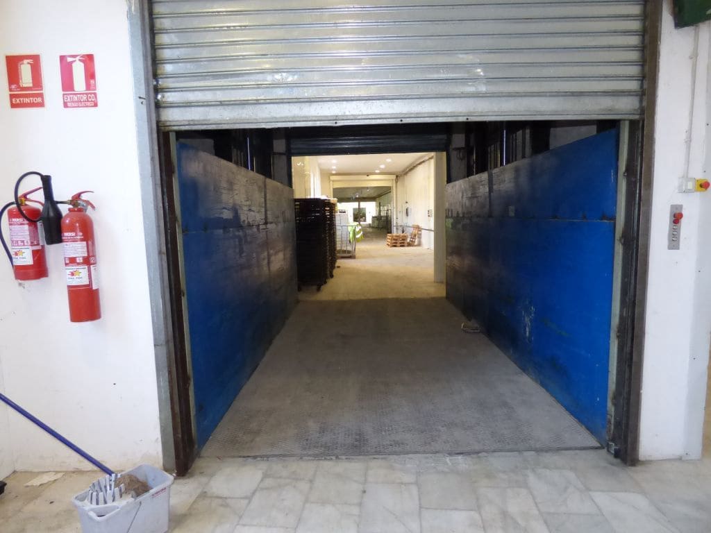 Commercial for sale in Navas - € 755,000 (Ref: 9552720)