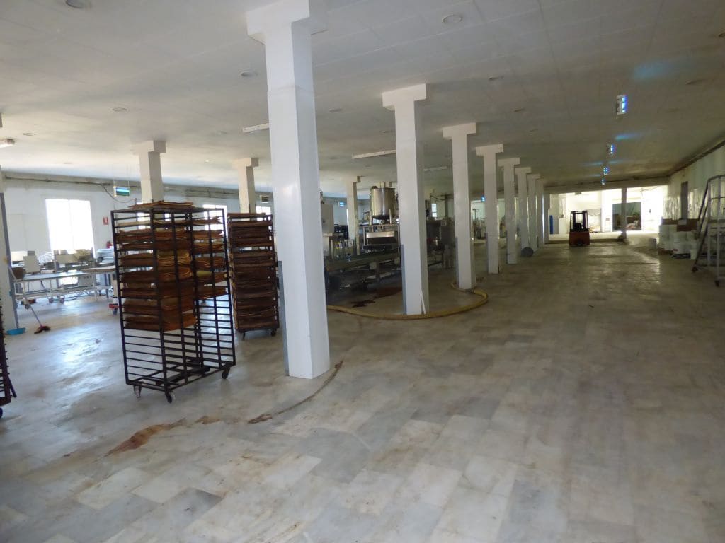 Commercial for sale in Navas - € 755,000 (Ref: 9552720)