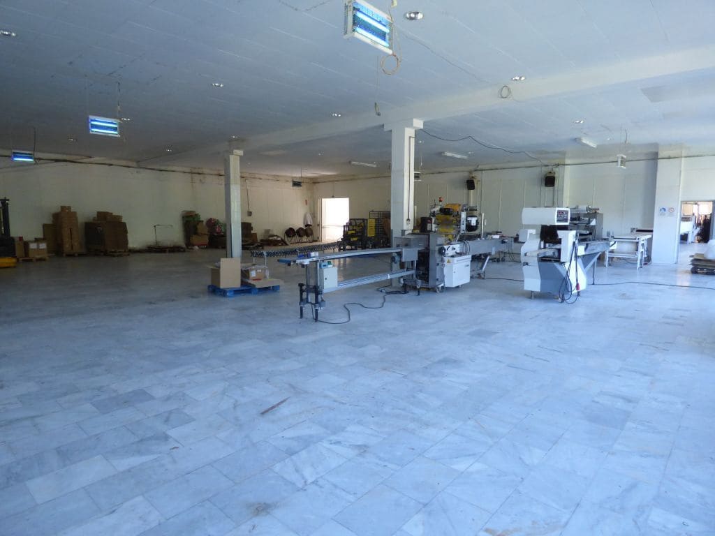 Commercial for sale in Navas - € 755,000 (Ref: 9552720)