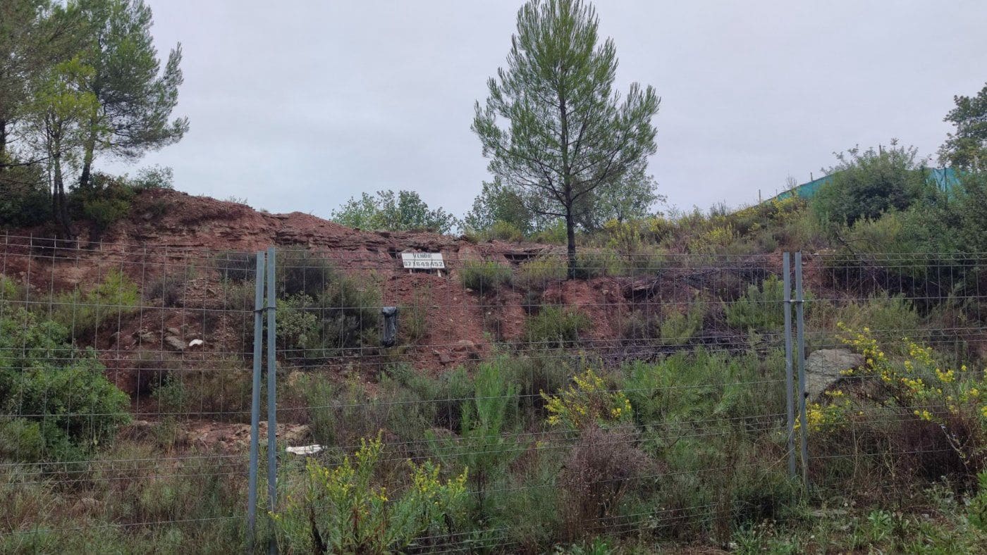 Terrain à Bâtir à vendre à Barcelone ville - 74 000 € (Ref: 9552721)