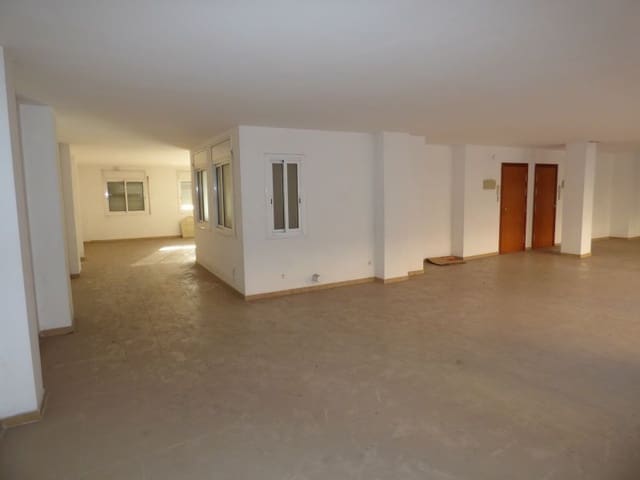 Büro zu vermieten in Manresa - 700 € (Ref: 9552728)