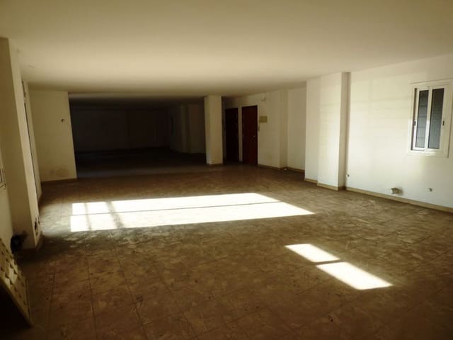 Büro zu vermieten in Manresa - 700 € (Ref: 9552728)