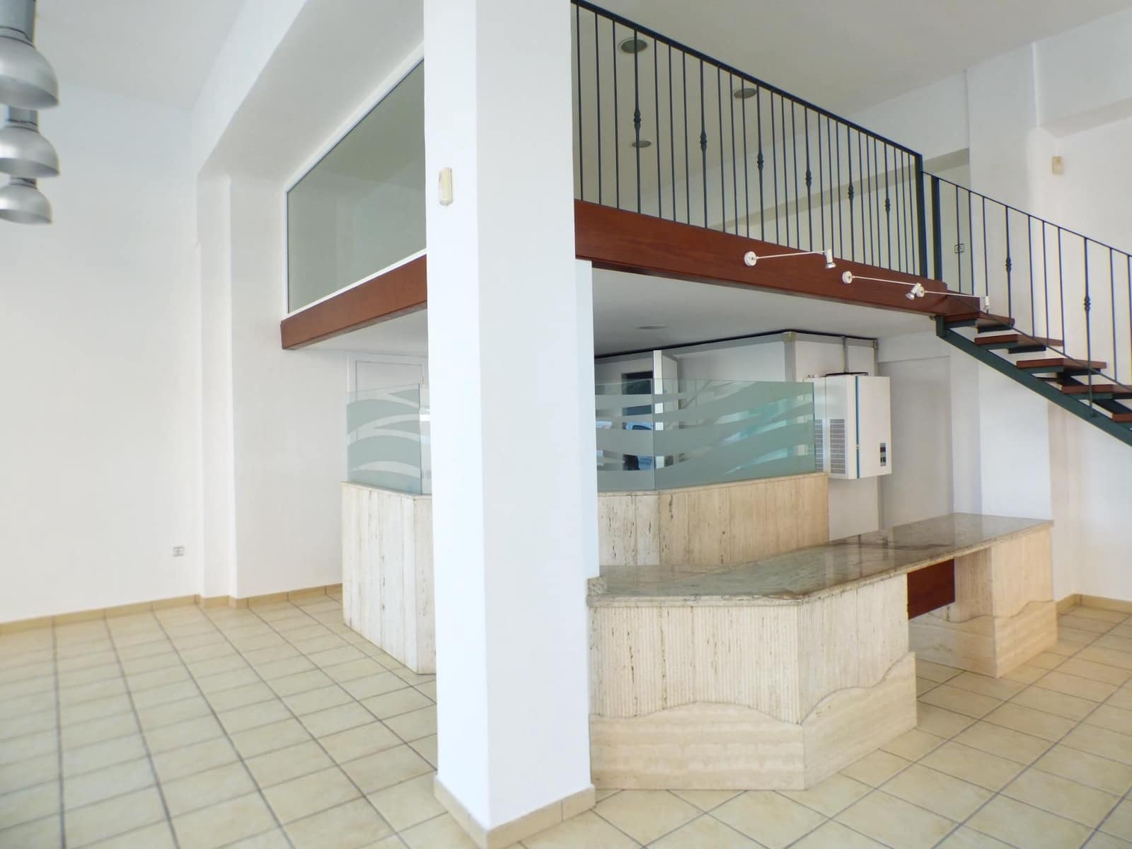 Kommersiell til salgs i Manresa - € 126 000 (Ref: 9552730)