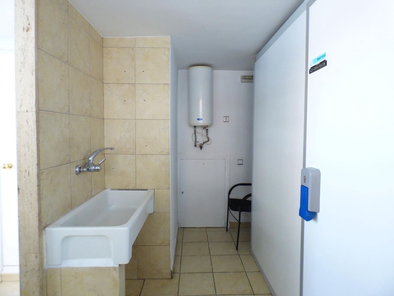 Kommersiell til salgs i Manresa - € 126 000 (Ref: 9552730)