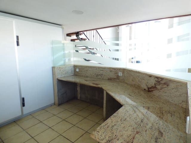 Kommersiell til salgs i Manresa - € 126 000 (Ref: 9552730)