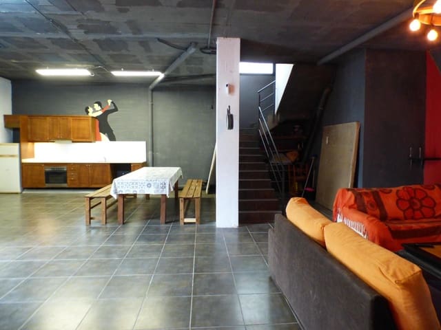 Chalet de 5 habitaciones en Roca Grossa, Lloret de Mar en venta con piscina - 691.500 € (Ref: 9552732)