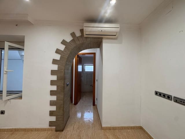 3 bedroom Townhouse for sale in Cardona - € 120,000 (Ref: 9552733)