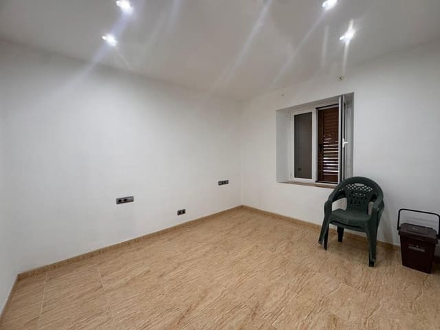 3 bedroom Townhouse for sale in Cardona - € 120,000 (Ref: 9552733)