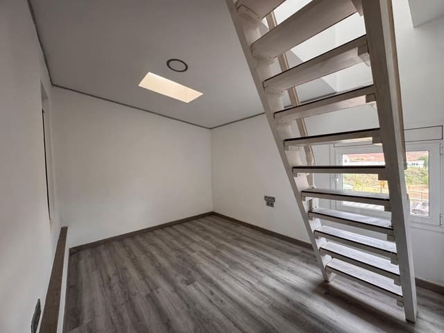 3 bedroom Townhouse for sale in Cardona - € 120,000 (Ref: 9552733)