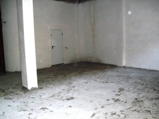 Gewerbe zu vermieten in Manresa - 500 € (Ref: 9552735)