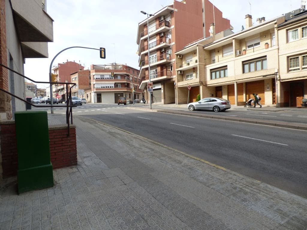 Comercial para venda em Manresa - 92 000 € (Ref: 9552746)