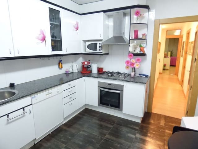 4 slaapkamer Flat te koop in Manresa - € 185.000 (Ref: 9552748)