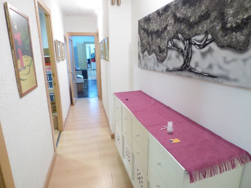 4 slaapkamer Flat te koop in Manresa - € 185.000 (Ref: 9552748)