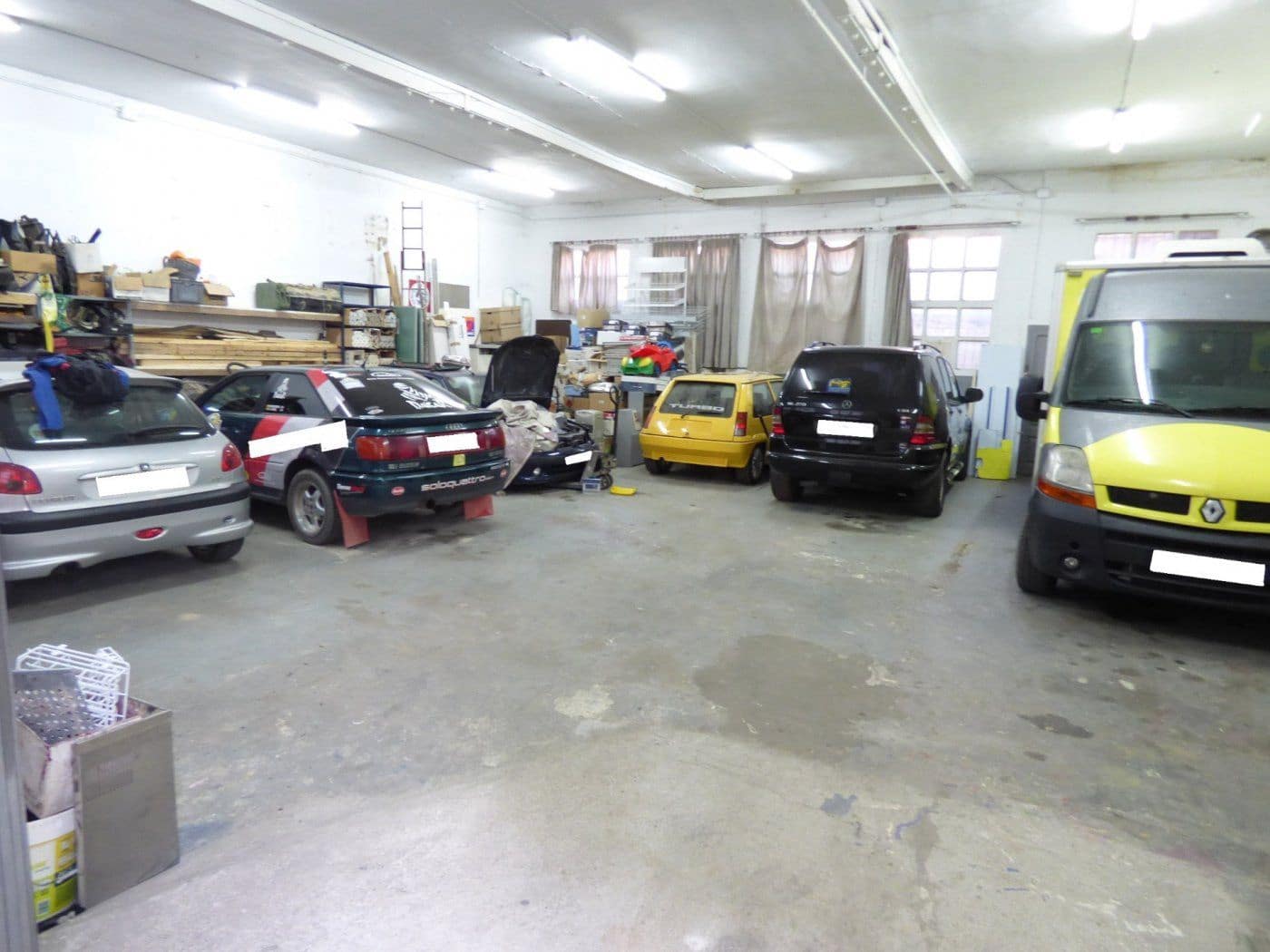 Commercieel te koop in Manresa - € 157.000 (Ref: 9552749)