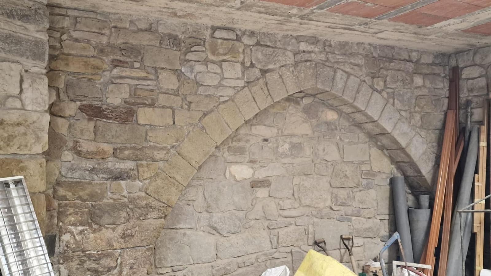 Erhverv til leje i Manresa - € 500 (Ref: 9552760)