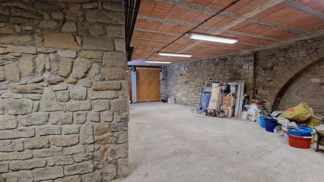 Erhverv til leje i Manresa - € 500 (Ref: 9552760)