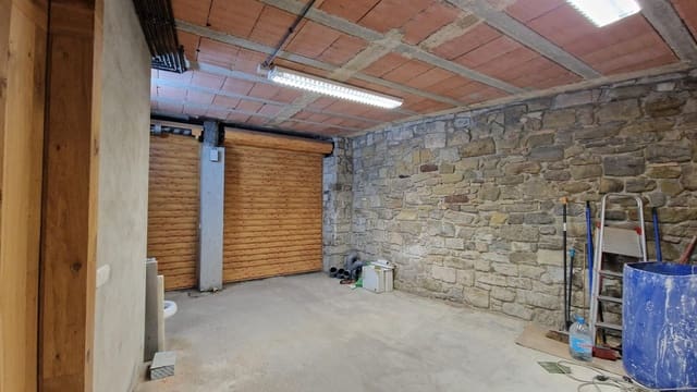 Erhverv til leje i Manresa - € 500 (Ref: 9552760)