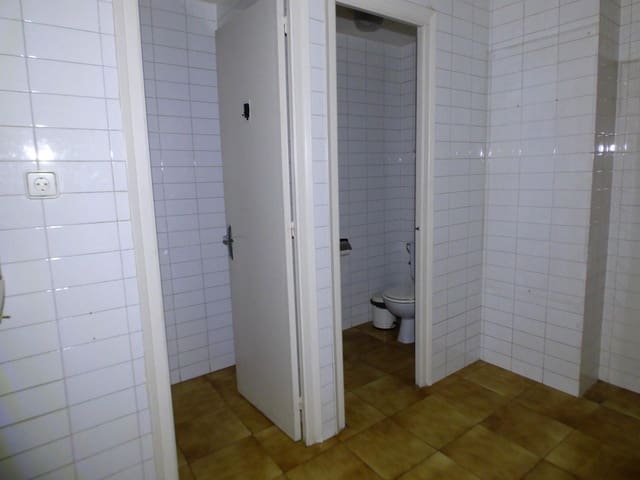 Gewerbe zu vermieten in Manresa - 590 € (Ref: 9552764)