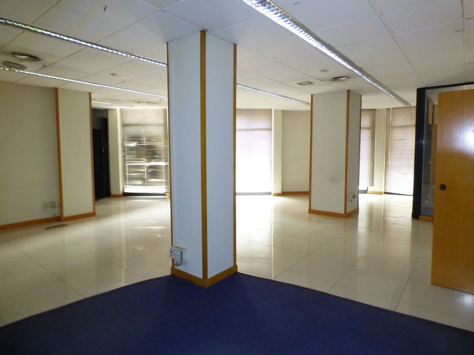 Gewerbe zu vermieten in Manresa - 590 € (Ref: 9552764)