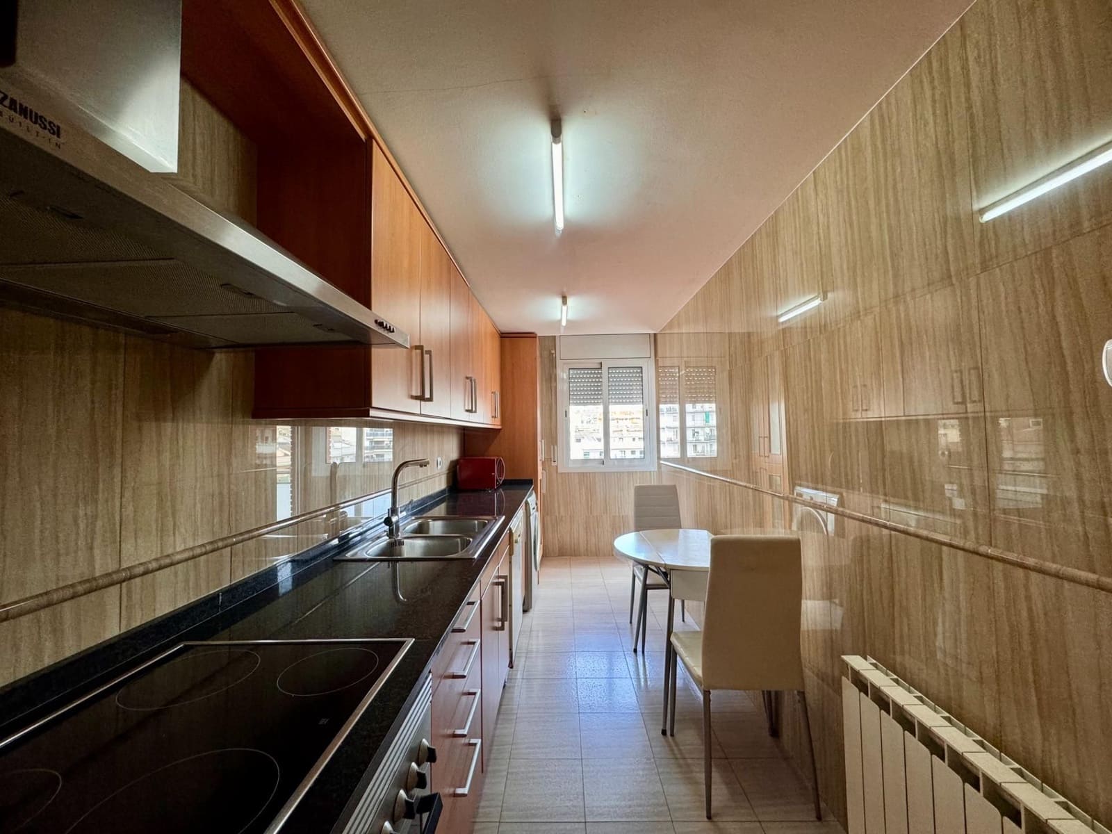 3 Zimmer Wohnung zu verkaufen in Manresa mit Garage - 205.000 € (Ref: 9552770)