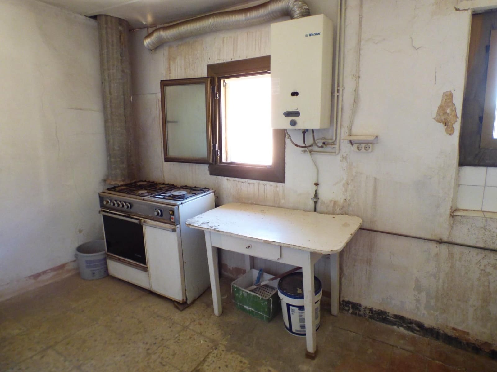 5 bedroom Townhouse for sale in Artes - € 107,000 (Ref: 9552771)