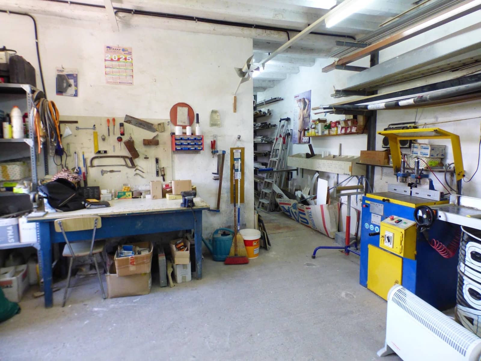 5 bedroom Townhouse for sale in Artes - € 107,000 (Ref: 9552771)