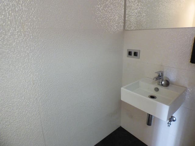 Gewerbe zu vermieten in Manresa - 800 € (Ref: 9552772)