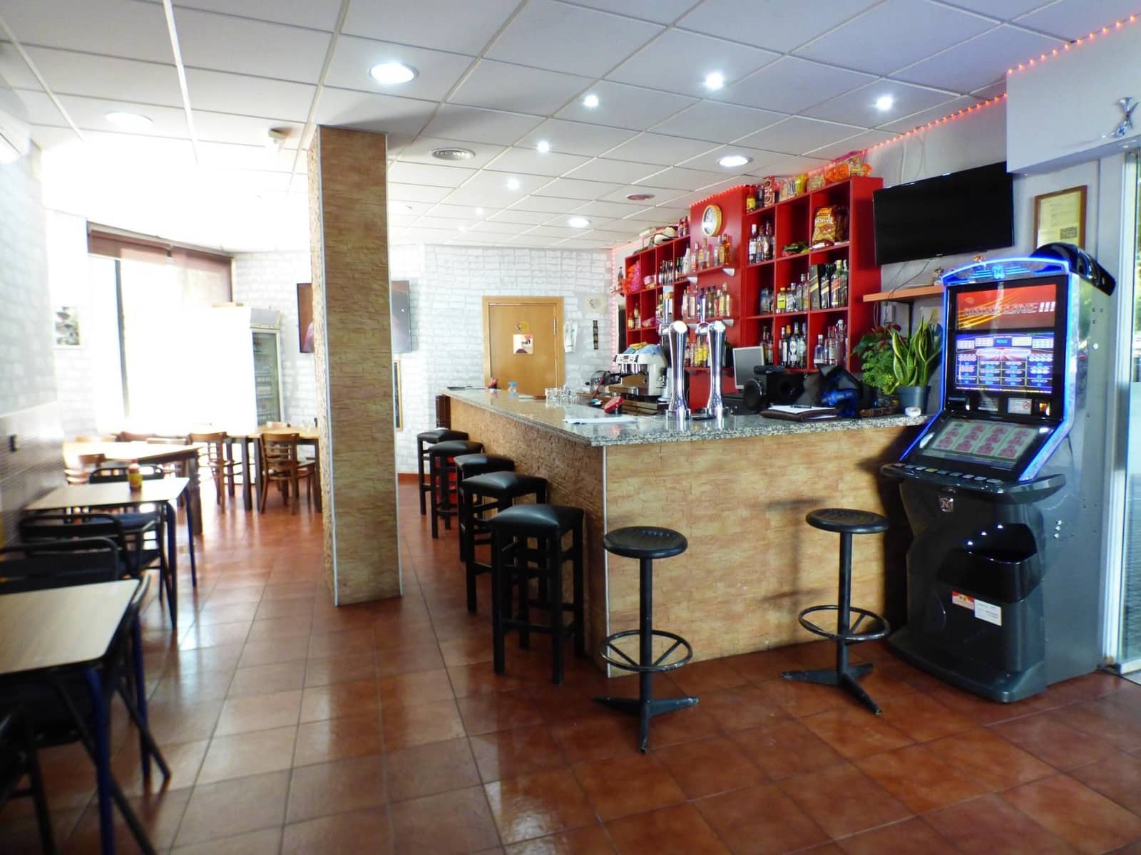 Gewerbe zu vermieten in Manresa - 750 € (Ref: 9552774)