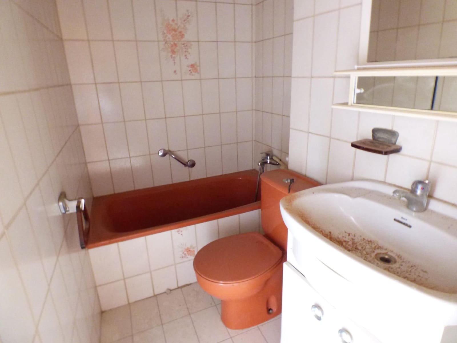 Townhouse for sale in Manresa - € 122,000 (Ref: 9552776)