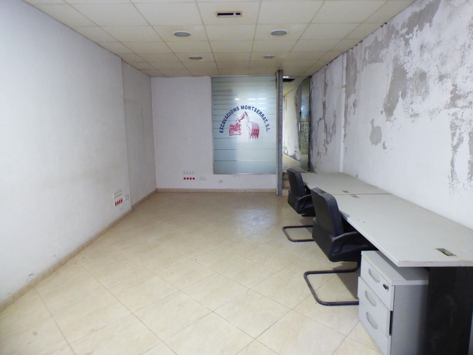 Townhouse for sale in Manresa - € 122,000 (Ref: 9552776)