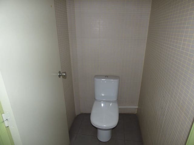 Gewerbe zu vermieten in Manresa - 1.900 € (Ref: 9552780)